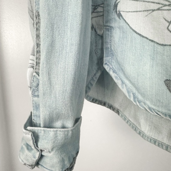Bugs Bunny Denim Shirt - Picture 7 of 9